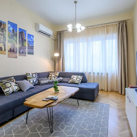 Grand Luxury Condo By Ndk And National Stadium With Free Parking Sofia Exterior photo